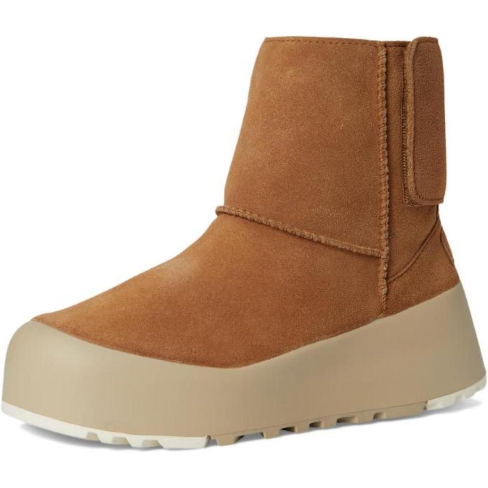 imageUGG Womens Classic Streetscape Fashion BootChestnutMustard Seed