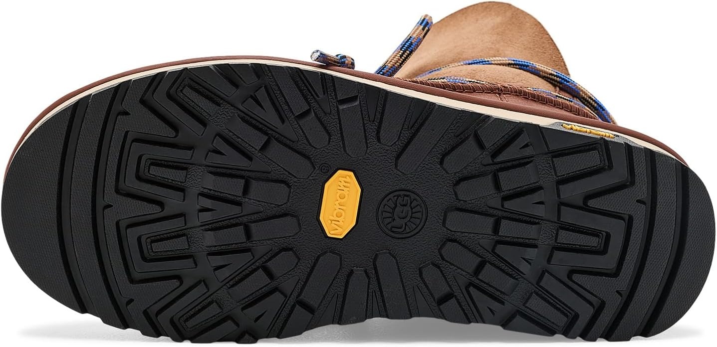 image:imageUGG Womens Classic Tread BootChestnut